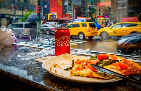 The Dark Side of the Pie: Heroin, Mob Cheese, and New York .